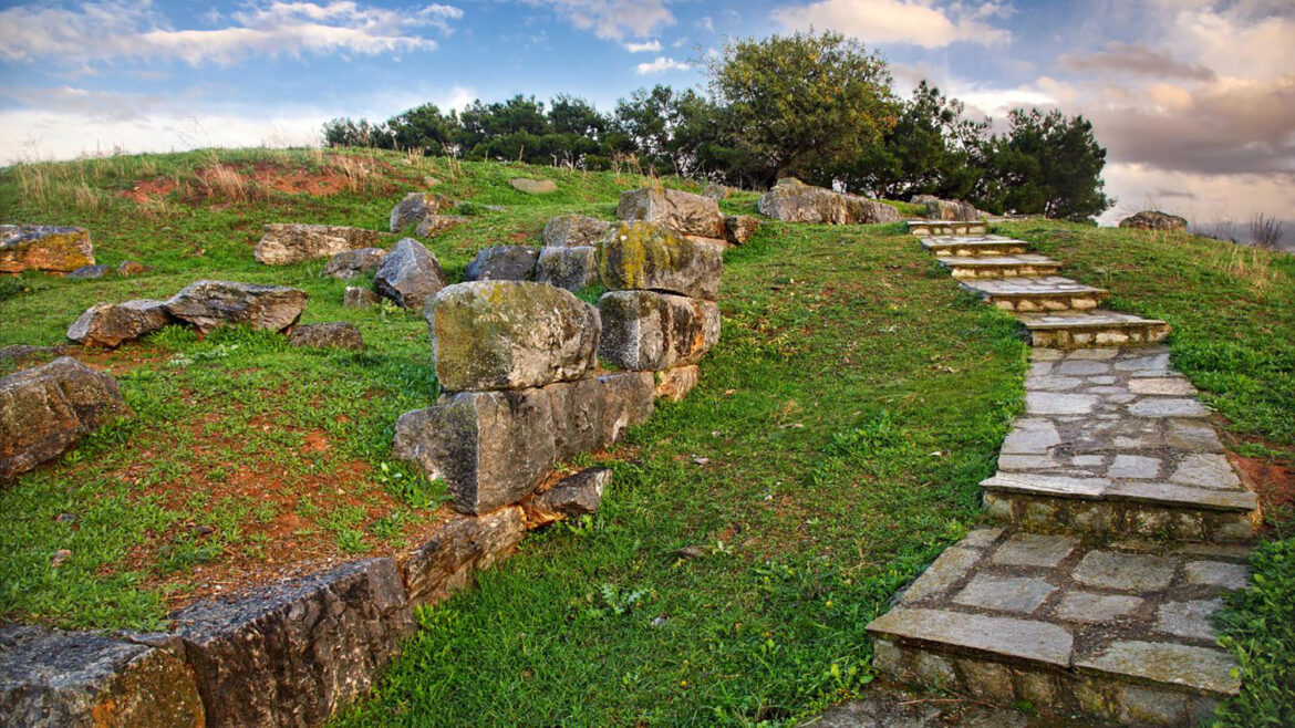 Golgotha Hill, Magnesia: a scenic and meaningful vacation stop